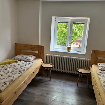 Cetnicka Stanice Hluboka Hluboká nad Vltavou Exterior photo